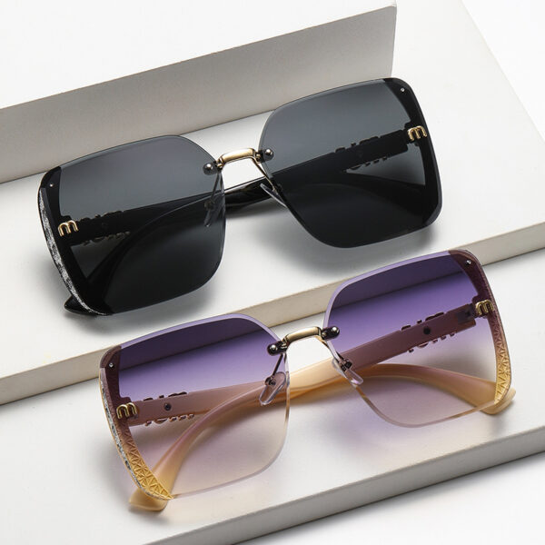 Luxury Designer Sunglasses for Unisex Oversized Frame UV400 Lenses Polarization Custom Logo Women's
