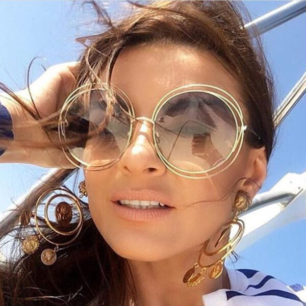 Luxury Metal Round Frame Dark Shades Sunglasses Beach Sunglasses for Women Ladies Female