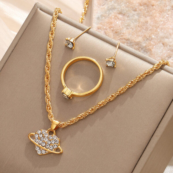 Necklace Earrings Ring Sets White Heart Fritillaria Pendant Gift Jewelry Sets for Women