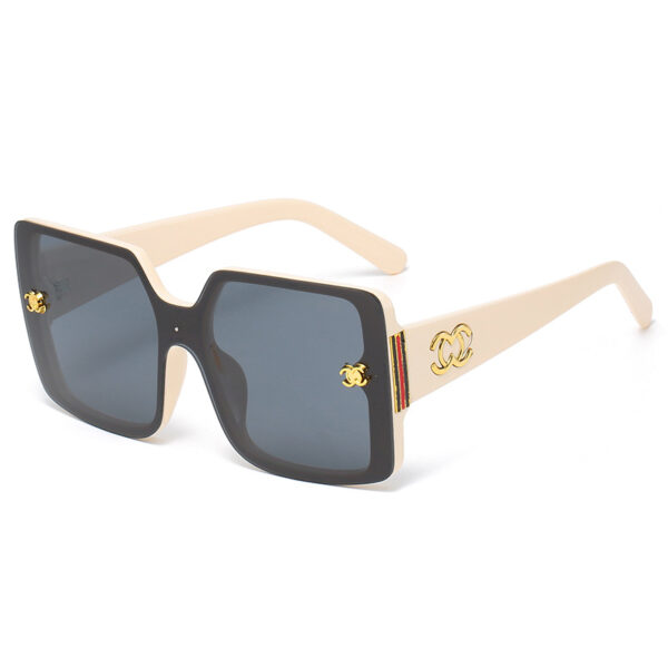 New Fashion Women's Sunglasses Small Fragrance Glasses Cheap Large Frame Sunglasses Wholesale