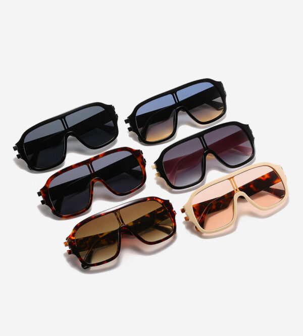 New Plastic One Piece Square Frame Hot Selling Reasonable Price Printed Sunglasses 2025 Oversized Protective Eyewear