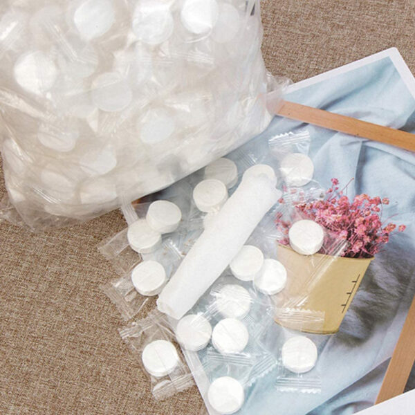 Wholesale OEM Coin Tissue Hotel Restaurant Compressed Hand Towel Cotton Small Compress Towel