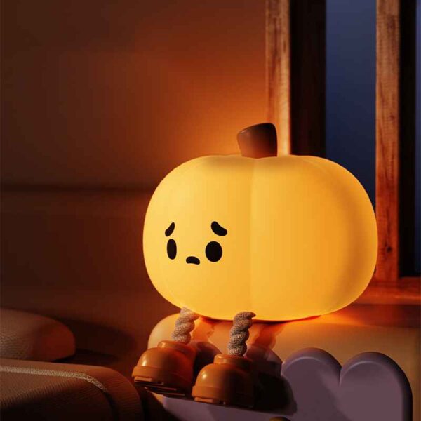 EGOGO LED Pumpkin Night Light – Soft Silicone, Touch Sensor, Glowing Halloween Decoration & Kids Gift - Image 3